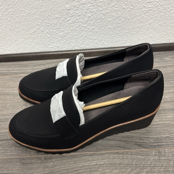 LifeStride Zed Wedge Loafer (WIDE) - Picture 6 of 9